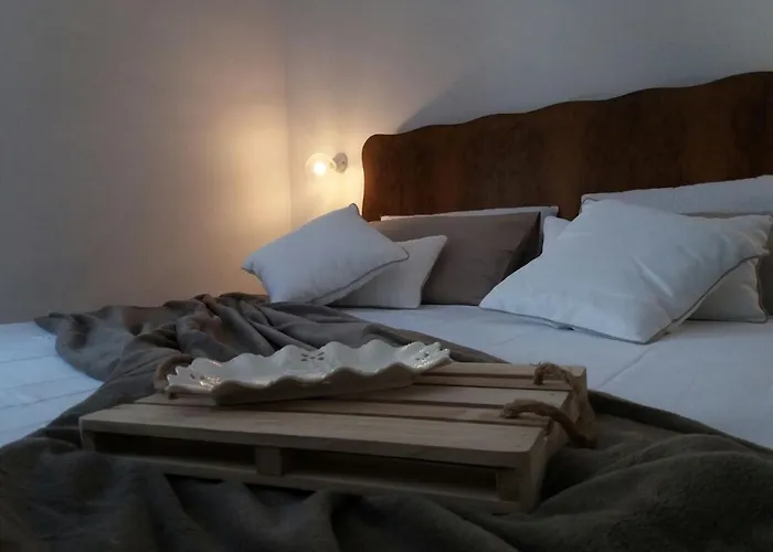 Alojamento de Acomodação e Pequeno-almoço I Baronetti In Centro 3*