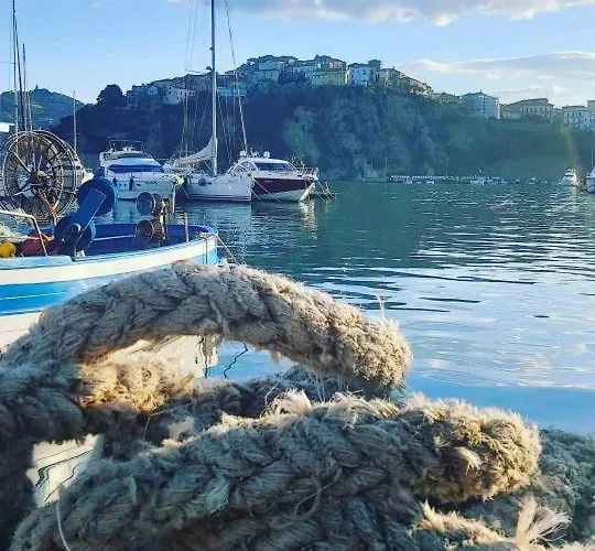 Alojamento de Acomodação e Pequeno-almoço I Baronetti In Centro Agropoli
