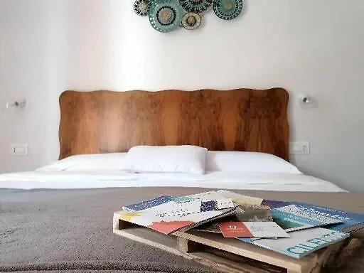 Alojamento de Acomodação e Pequeno-almoço I Baronetti In Centro