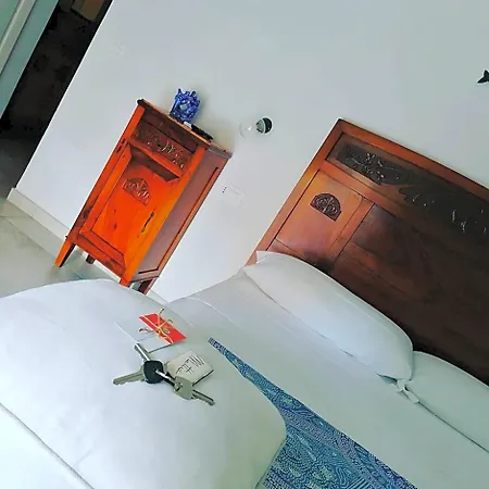 Bed & Breakfast I Baronetti In Centro